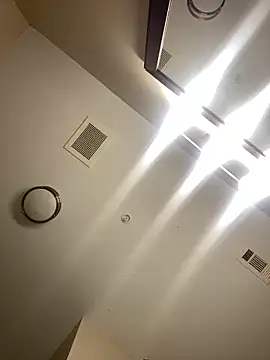 Snapshot of theprettysoles chatting on December 2025 02:32:01 PM theprettysoles online show from December 2025 02:32:01 PM