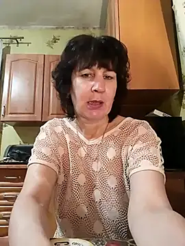 Snapshot of Laura_Kiss chatting on March 2025 06:32:01 PM Laura Kiss online show from March 2025 06:32:01 PM