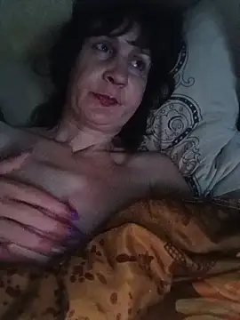 Laura Kiss online show from May 2026 09:57:02 PM