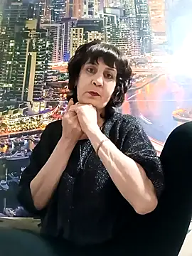 Laura Kiss online show from April 2026 02:54:01 PM