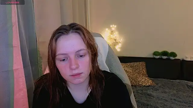 Snapshot of Hanna_melon chatting on February 2025 08:04:01 PM Hanna melon online show from February 2025 08:04:01 PM