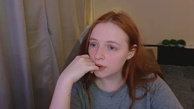 Snapshot of Hanna_melon chatting on March 2025 10:00:02 PM Hanna melon online show from March 2025 10:00:02 PM