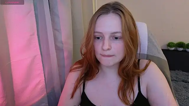 Snapshot of Hanna_melon chatting on February 2025 03:08:02 PM Hanna melon online show from February 2025 03:08:02 PM