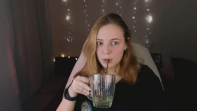 Snapshot of Hanna_melon chatting on October 2025 09:25:02 PM Hanna melon online show from October 2025 09:25:02 PM