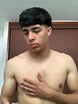 max ryderr online show from January 2025 03:50:01 PM