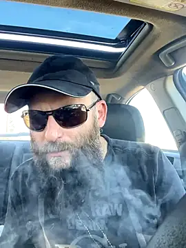 MasterMike2030 online show from October 2025 05:05:01 PM