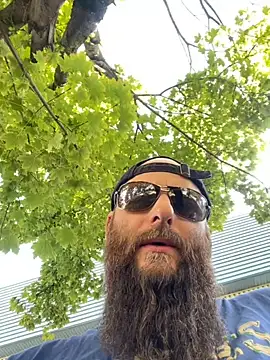 MasterMike2030 online show from October 2025 05:25:02 PM