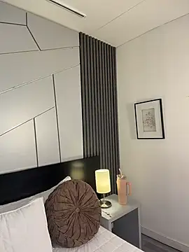 fiorella paris online show from March 2026 08:05:01 PM