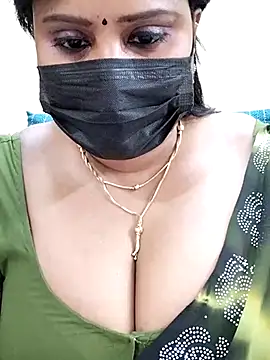 Snapshot of Queenflowerr chatting on March 2025 11:36:02 AM Queenflowerr online show from March 2025 11:36:02 AM