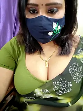 Queenflowerr online show from March 2026 04:56:01 PM