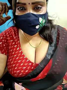 Queenflowerr online show from February 2026 07:57:02 PM