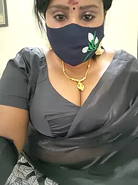 Snapshot of Queenflowerr chatting on November 2025 04:44:02 PM Queenflowerr online show from November 2025 04:44:02 PM