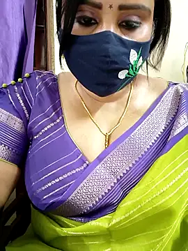 Queenflowerr online show from March 2026 07:09:01 PM