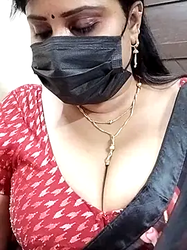 Snapshot of Queenflowerr chatting on March 2025 11:14:02 AM Queenflowerr online show from March 2025 11:14:02 AM