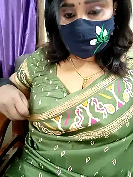 Queenflowerr online show from March 2026 06:31:01 PM