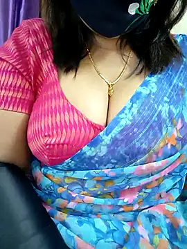 Queenflowerr online show from March 2026 05:04:01 PM