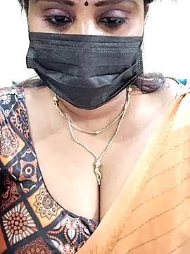 Snapshot of Queenflowerr chatting on March 2025 04:35:02 PM Queenflowerr online show from March 2025 04:35:02 PM