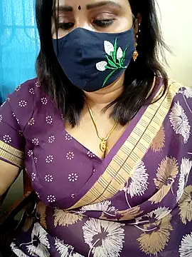 Queenflowerr online show from February 2026 05:52:02 AM