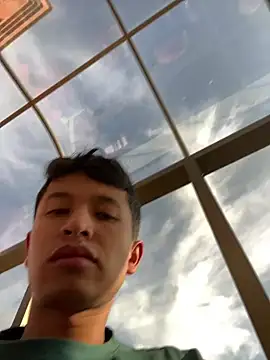 Snapshot of sebaxx8_ chatting on February 2025 09:37:02 PM sebaxx8 online show from February 2025 09:37:02 PM