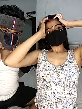 Love-N online show from October 2025 11:28:02 PM