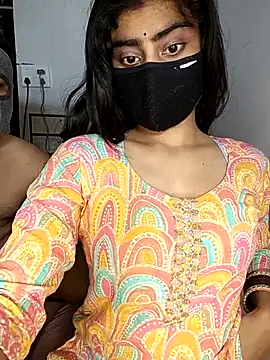 Love-N online show from December 2025 06:02:01 PM