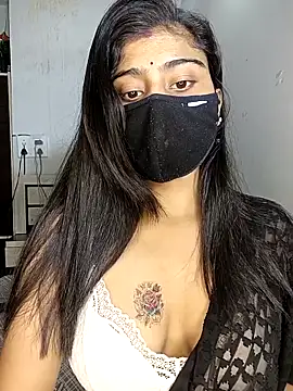 Love-N online show from November 2025 10:43:02 PM