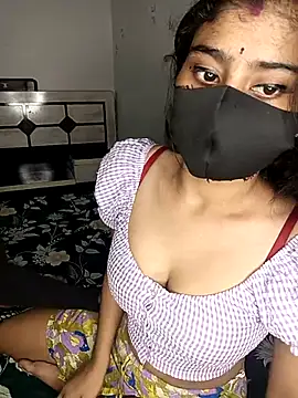 Love-N online show from May 2026 03:26:01 PM