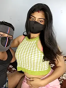 Love-N online show from March 2026 07:09:01 PM