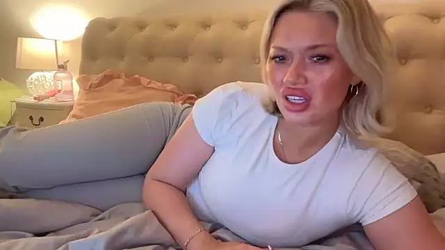 blissdimicco online show from February 2026 10:40:01 PM