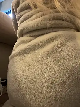 blissdimicco online show from November 2025 11:26:01 AM