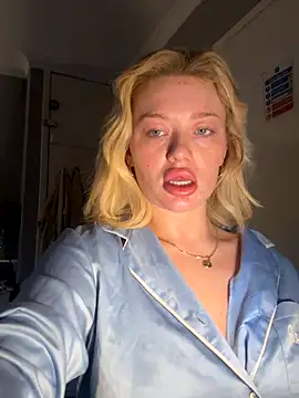 blissdimicco online show from December 2025 09:03:01 AM