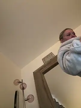 blissdimicco online show from February 2026 10:25:02 AM