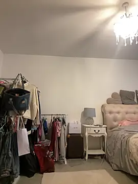 blissdimicco online show from November 2025 12:27:01 PM