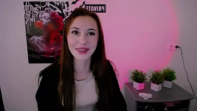 Nikonara Love online show from March 2025 02:33:02 PM