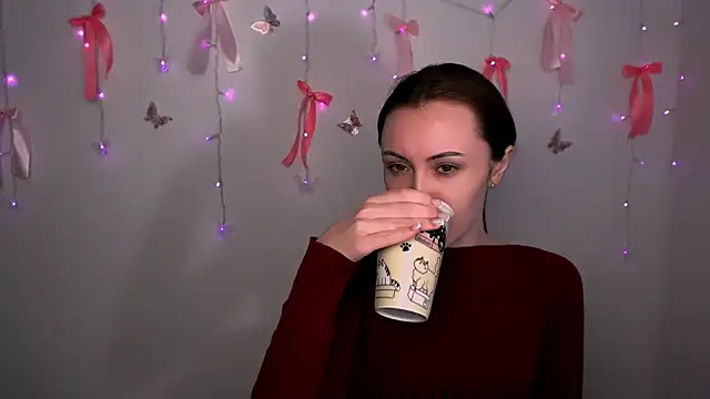 Nikonara Love online show from February 2026 12:57:02 PM