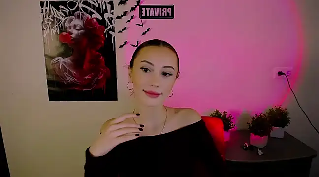 Nikonara Love online show from March 2025 04:11:01 PM