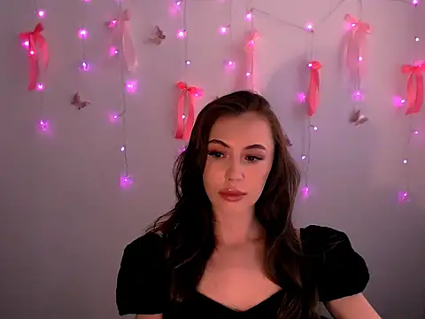 Snapshot of Nikonara_Love chatting on June 2026 12:10:02 PM Nikonara Love online show from June 2026 12:10:02 PM