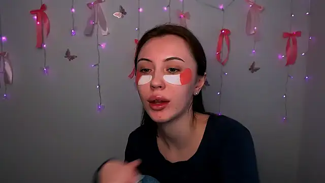 Nikonara Love online show from February 2026 01:23:01 PM