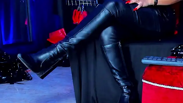 KaramStone online show from January 2026 05:06:01 PM