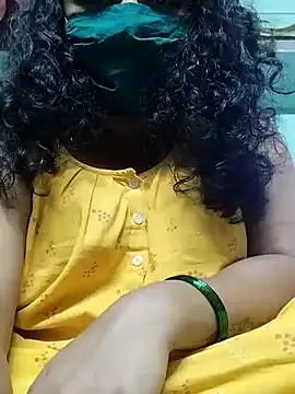 Snapshot of Sonali0002 chatting on January 2025 10:40:01 AM Sonali0002 online show from January 2025 10:40:01 AM