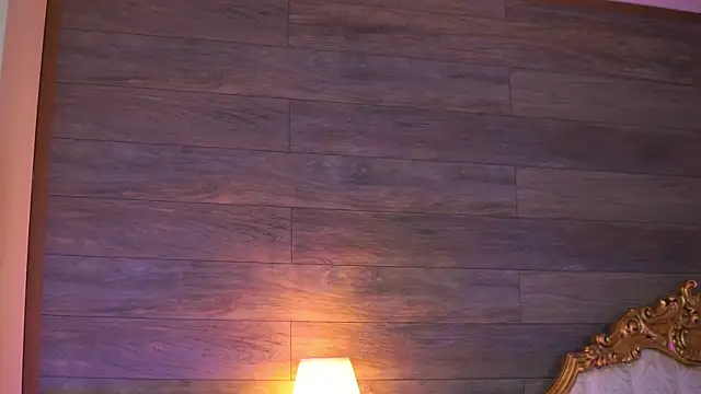 Juicy Jessye online show from October 2025 08:31:02 PM