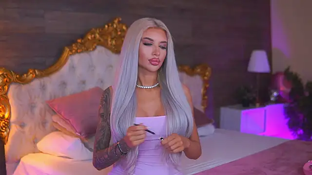 Juicy Jessye online show from May 2026 07:50:01 PM