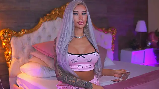 Juicy Jessye online show from April 2026 07:53:01 PM