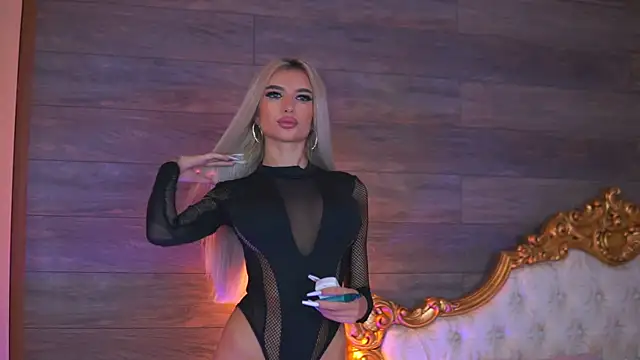 Snapshot of Juicy_Jessye chatting on October 2025 08:31:02 PM Juicy Jessye online show from October 2025 08:31:02 PM