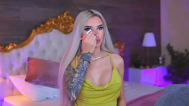 Snapshot of Juicy_Jessye chatting on December 2025 09:01:02 PM Juicy Jessye online show from December 2025 09:01:02 PM