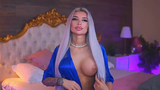 Juicy Jessye online show from April 2026 08:26:02 PM