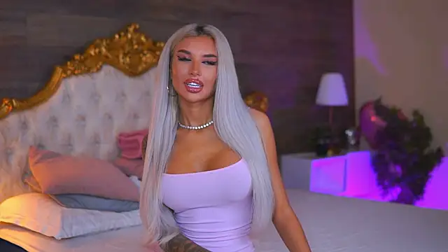 Juicy Jessye online show from June 2026 07:47:01 PM