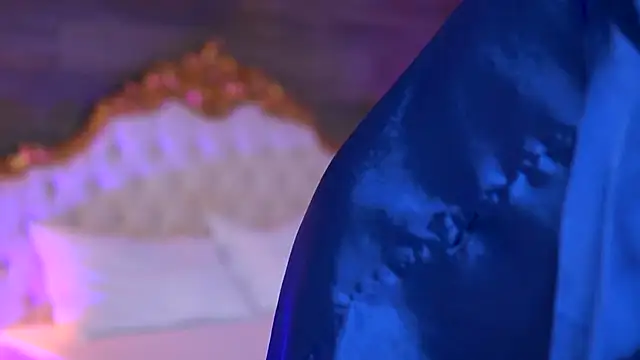 Juicy Jessye online show from September 2025 07:47:02 PM