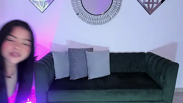 Layla Breezee online show from March 2026 11:51:01 AM