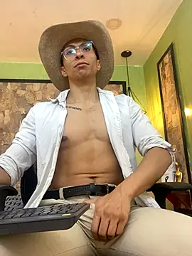 ApoloCruz online show from October 2025 06:04:02 AM